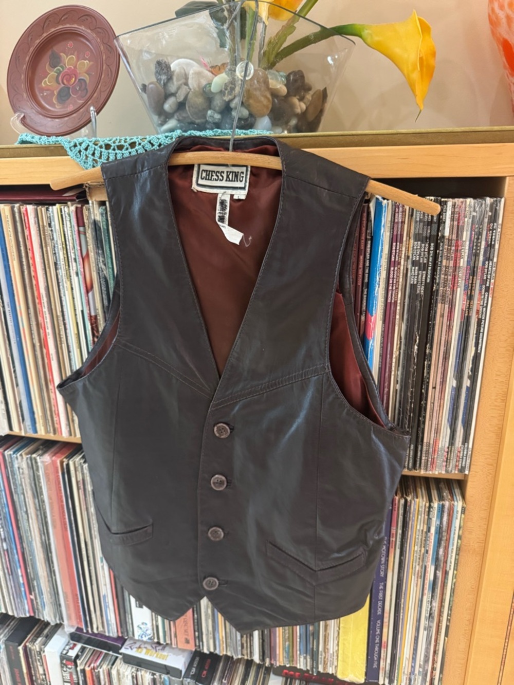 VTG,like new, lined Men’s Chess King BROWN LAMBSKIN LEATHER pocketed VEST, L